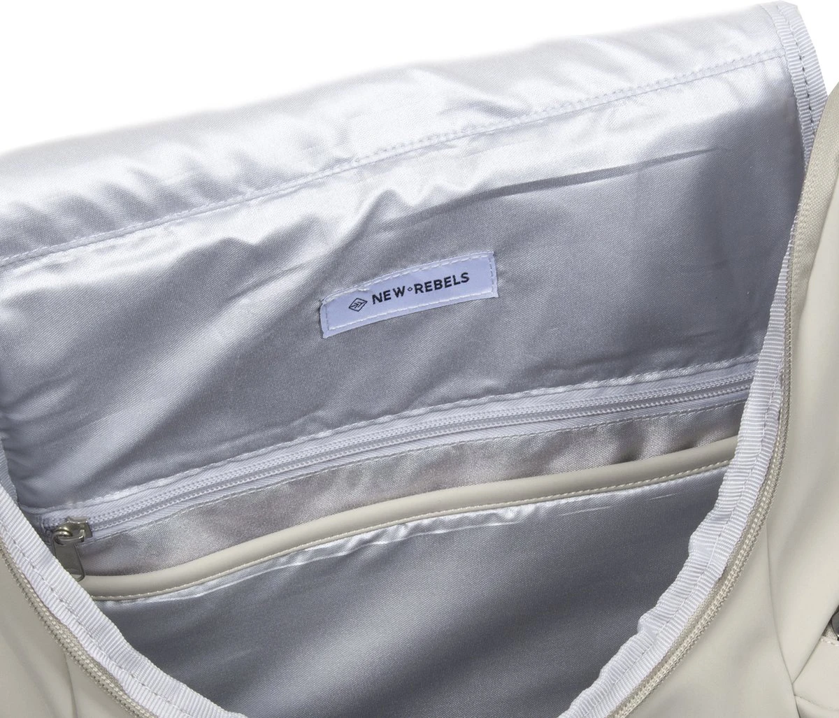 New Rebels® William - Rugtas - Beige - Waterafstotend - 28x15x43cm - Rugzak / Backpack - Afbeelding 4