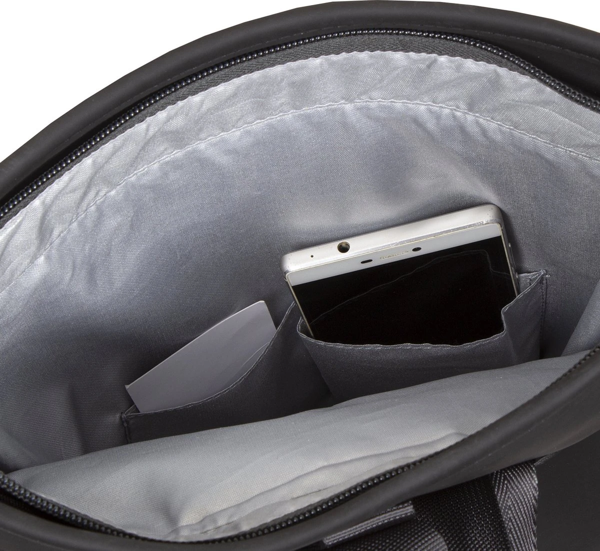 New Rebels® Tim - Rugtas - Grijs/Zwart - Waterafstotend - Roll-top - 13121087 - 27x8x33cm - Rugzak / Backpack - Afbeelding 4