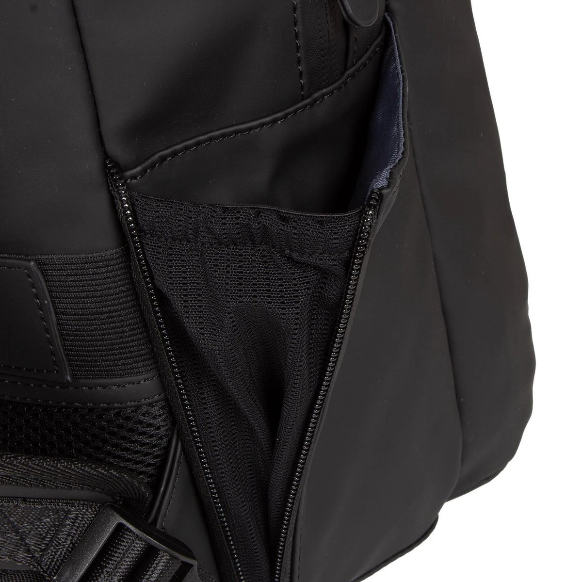 New Rebels® Harper - Rugtas - Zwart - Waterbestendig - 9L - 28x8x38cm - Rugzak / Backpack - Afbeelding 10