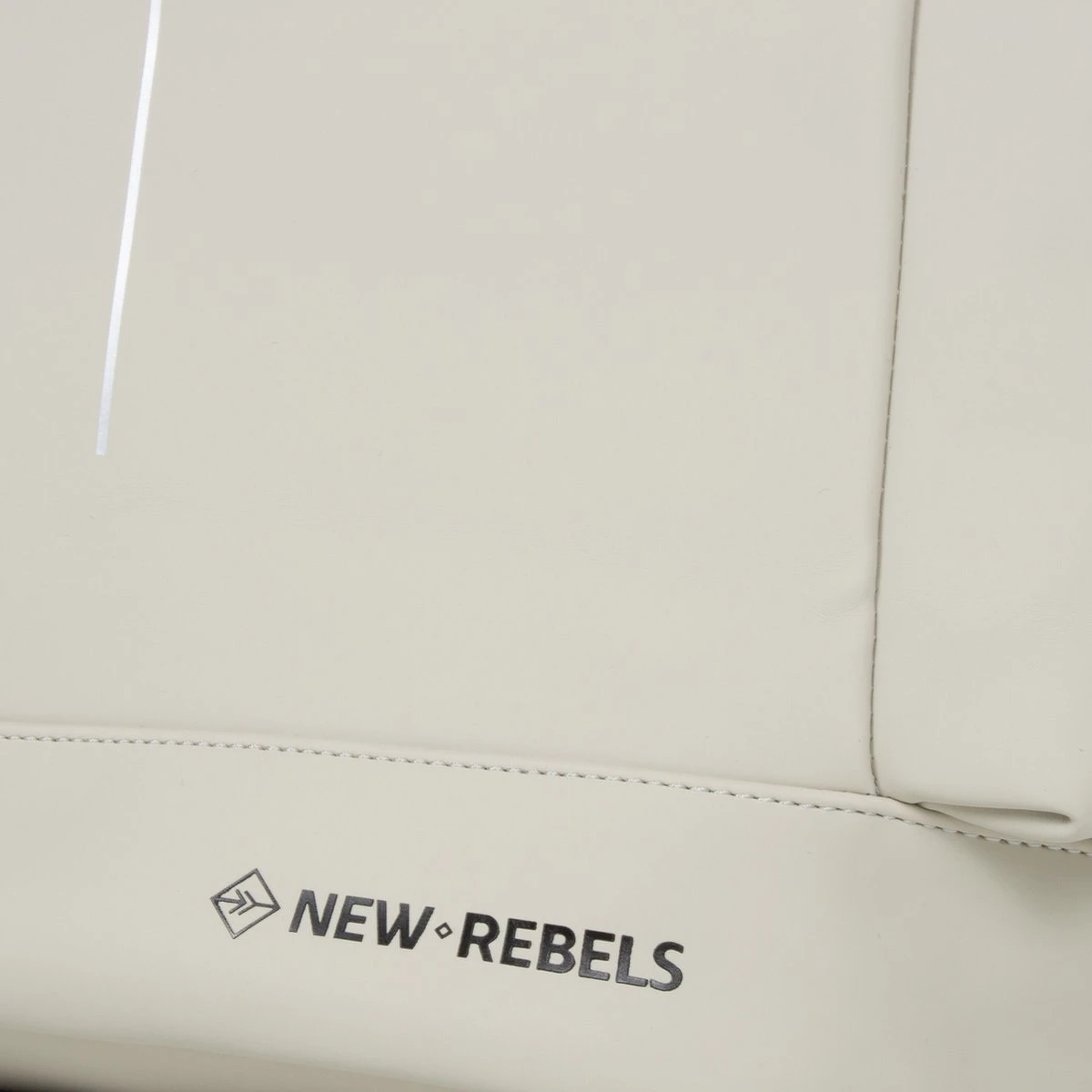 New Rebels® William - Rugtas - Beige - Waterafstotend - 28x15x43cm - Rugzak / Backpack - Afbeelding 6