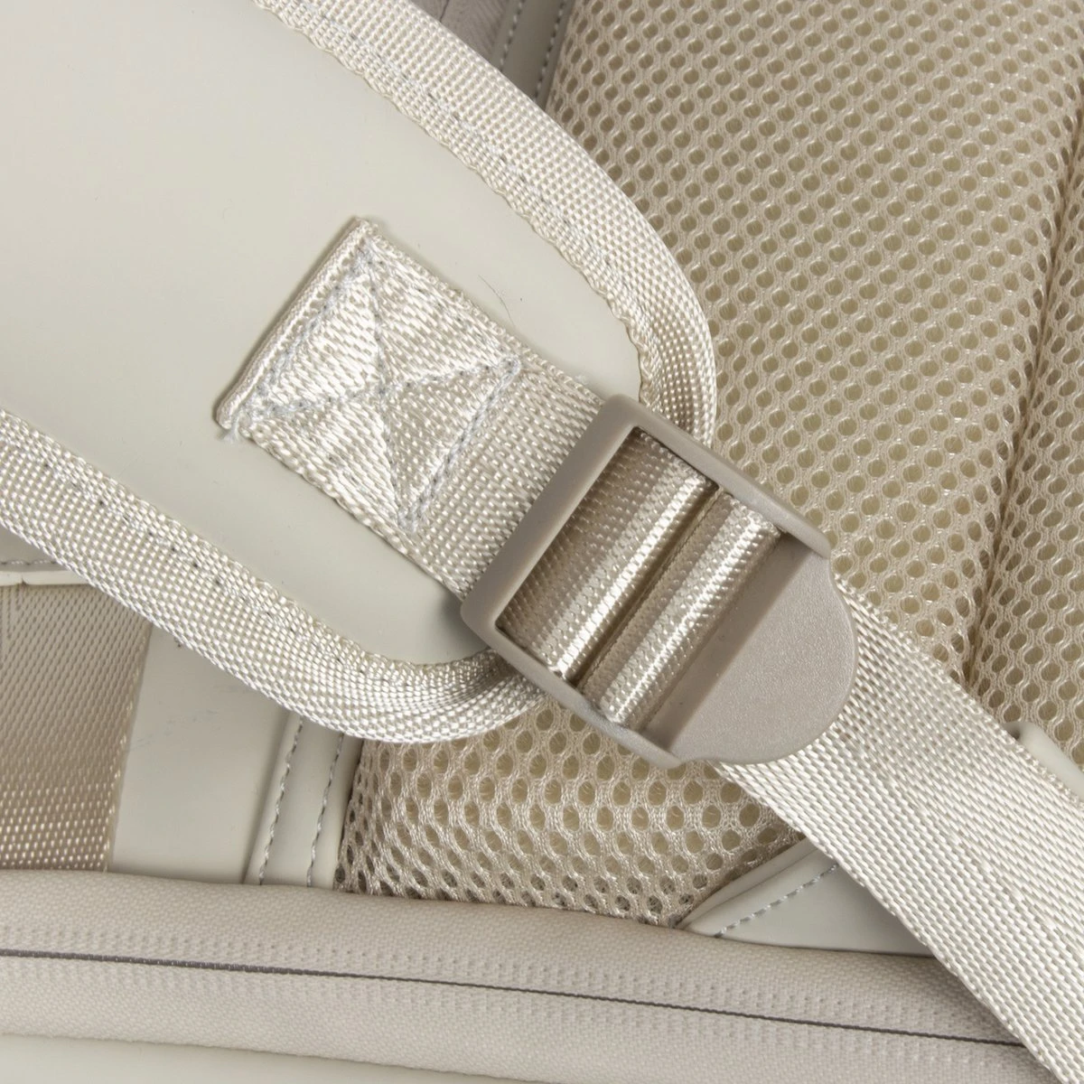 New Rebels® William - Rugtas - Beige - Waterafstotend - 28x15x43cm - Rugzak / Backpack - Afbeelding 7