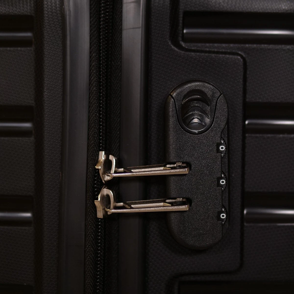 ©TROLLEYZ - Berlin No.11 - Reiskoffer 69cm Met Cijferslot - Dubbele Wielen - 360° Spinners - 100% Polypropyleen- Reiskoffer In Night Black - Afbeelding 5