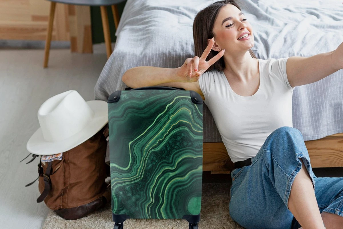 MuchoWow® Koffer - Marmer - Groen - Lijn - Past Binnen 55x40x20 Cm En 55x35x25 Cm - Handbagage - Trolley - Fotokoffer - Cabin Size - Print - Afbeelding 2