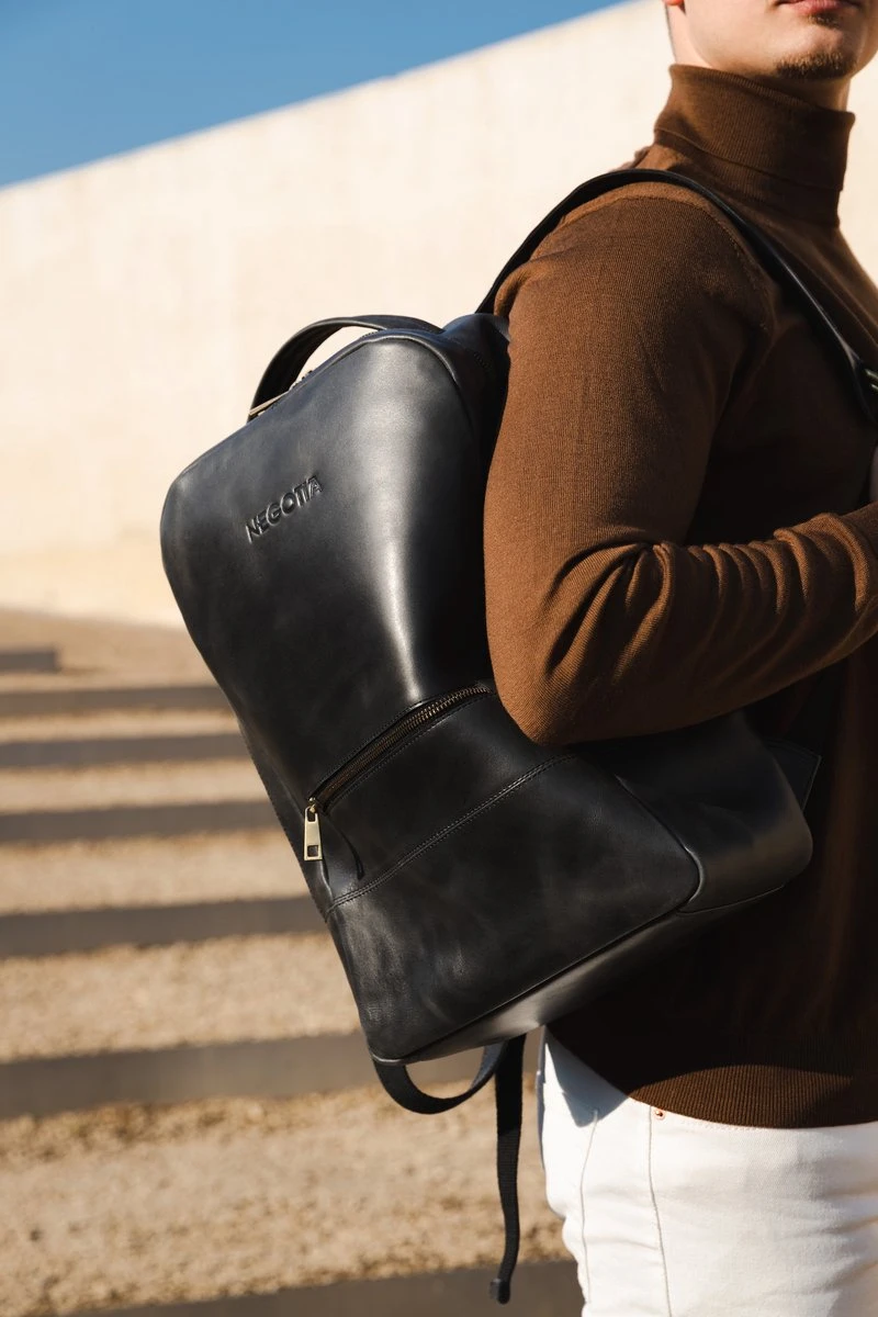 NEGOTIA Alpha - Leren Laptop Rugzak Dames En Heren - Leren Rugtas - 100% Luxe Top-Grain Leer - Zwart - Afbeelding 7